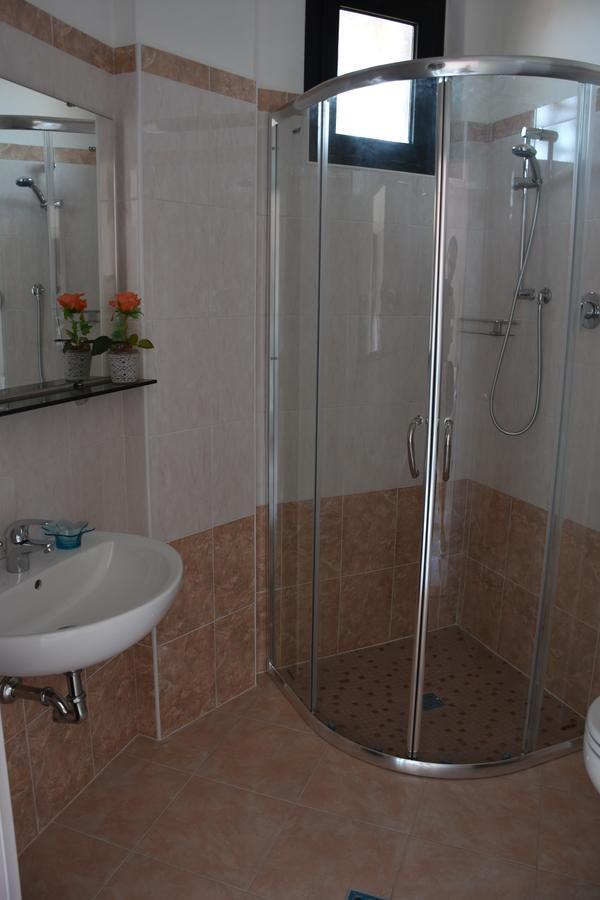 Hotel Gambrinus Rimini Kültér fotó